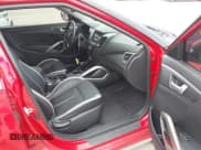 ✅ 2013 Hyundai Veloster Turbo • VIN: KMHTC6AE6DU118825 • Lot: 42751415. Wystawiony na IAAI z przebiegiem 74 097 mil. Bezpłatny archiwum sprzedaży aukcyjnych z USA i szczegółowy raport historii pojazdu na DreamBid. Zdjęcie 5.