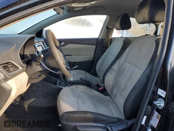 2020 Hyundai Accent SE с VIN 3KPC24A60LE125481, выставлен на аукционе Copart как лот 43094354 с пробегом 105 066 миль миль и . История ставок и продаж доступна на DreamBid. Изображение 7.