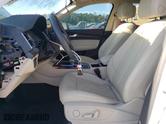 ✅ 2021 Audi Q5 • VIN: WA1AABFY4M2113383 • Лот: 49538844. Опубликован ранее на Copart с пробегом 19 462 миль. Бесплатный доступ к архиву аукционных продаж из США и подробный отчёт об истории автомобиля на DreamBid. Изображение 7.