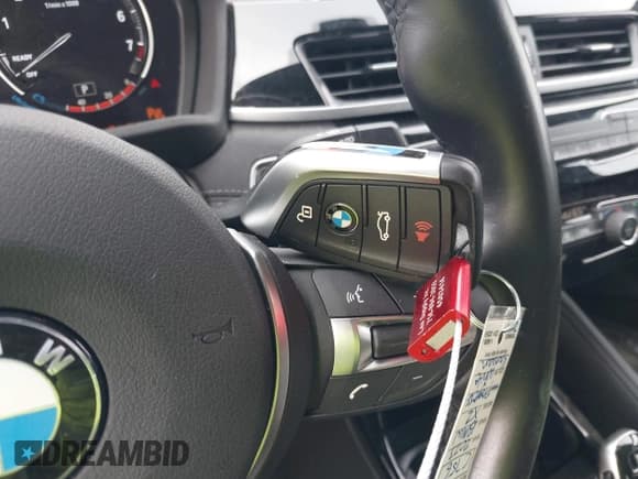 ✅ 2023 BMW X2 sDrive28i • VIN: WBXYH9C04P5V72846 • Lot: 41479964. Wystawiony na IAAI z przebiegiem 29 644 mil. Bezpłatny archiwum sprzedaży aukcyjnych z USA i szczegółowy raport historii pojazdu na DreamBid. Zdjęcie 11.