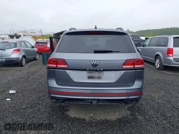 ✅ 2023 Volkswagen Atlas SEL R-Line Black • VIN: 1V2SR2CA5PC535282 • Лот: 42334884. Опубликован ранее на IAAI с пробегом 24 853 миль. Бесплатный доступ к архиву аукционных продаж из США и подробный отчёт об истории автомобиля на DreamBid. Изображение 17.