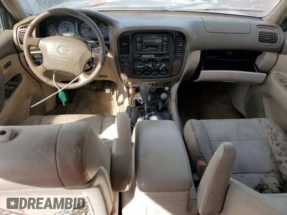 ✅ 2000 Toyota Land Cruiser • VIN: JT3HT05J8Y0083057 • Lot: 75249574. Listed on Copart with Not provided. Free auction sales archive from the USA and detailed vehicle history report at DreamBid. Image 8.