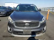 ✅ 2017 Kia Sorento EX • VIN: 5XYPH4A51HG235277 • Lot: 91072335. Wystawiony na Copart z przebiegiem 193 623 mil. Bezpłatny archiwum sprzedaży aukcyjnych z USA i szczegółowy raport historii pojazdu na DreamBid. Zdjęcie 5.