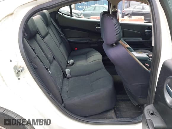 ✅ 2008 Pontiac Grand Prix • VIN: 2G2WP552581132897 • Lot: 43236807. Wystawiony na IAAI z przebiegiem 160 747 mil. Bezpłatny archiwum sprzedaży aukcyjnych z USA i szczegółowy raport historii pojazdu na DreamBid. Zdjęcie 8.