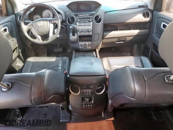 ✅ 2012 Honda Pilot EX-L • VIN: 5FNYF3H6XCB022976 • Lot: 52588085. Listed on Copart with 141,019 mi. Free auction sales archive from the USA and detailed vehicle history report at DreamBid. Image 8.