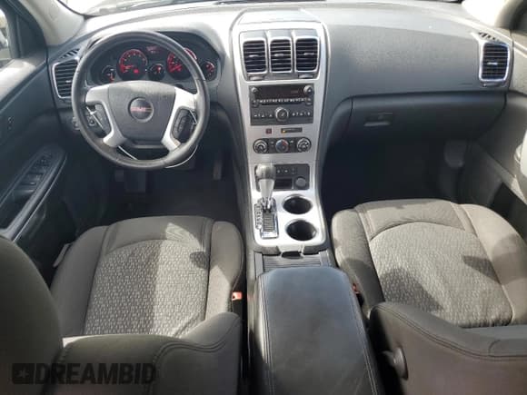 ✅ 2010 GMC Acadia SLE • VIN: 1GKLVLEDXAJ192202 • Lot: 81847165. Wystawiony na Copart z przebiegiem 182 543 mil. Bezpłatny archiwum sprzedaży aukcyjnych z USA i szczegółowy raport historii pojazdu na DreamBid. Zdjęcie 8.