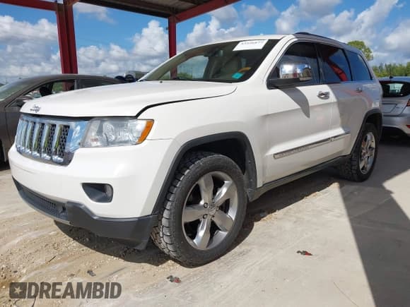 ✅ 2011 Jeep Grand Cherokee Overland • VIN: 1J4RR6GT0BC536507 • Lot: 43526877. Listed on IAAI with 158,431 mi. Free auction sales archive from the USA and detailed vehicle history report at DreamBid. Image 2.