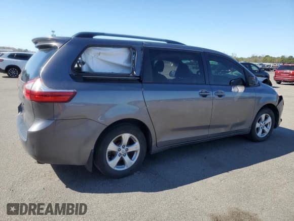 ✅ 2016 Toyota Sienna LE AAS • VIN: 5TDKK3DCXGS764602 • Lot: 54698875. Listed on Copart with 119,708 mi. Free auction sales archive from the USA and detailed vehicle history report at DreamBid. Image 3.