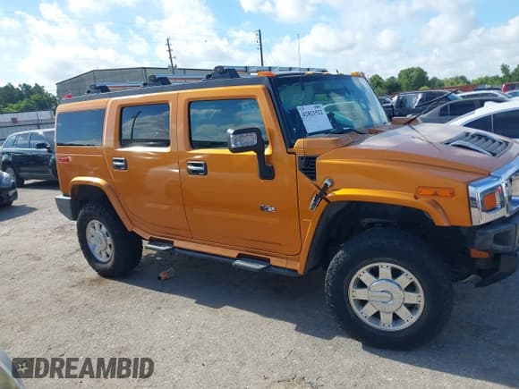 ✅ 2006 Hummer H2 • VIN: 5GRGN23UX6H116180 • Lot: 42821522. Wystawiony na IAAI z przebiegiem 137 289 mil. Bezpłatny archiwum sprzedaży aukcyjnych z USA i szczegółowy raport historii pojazdu na DreamBid. Zdjęcie 13.