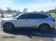 ✅ 2024 Acura MDX Type S • VIN: 5J8YD8H8XRL004327 • Lot: 43330446. Wystawiony na IAAI z przebiegiem Nie podano. Bezpłatny archiwum sprzedaży aukcyjnych z USA i szczegółowy raport historii pojazdu na DreamBid. Zdjęcie 6.