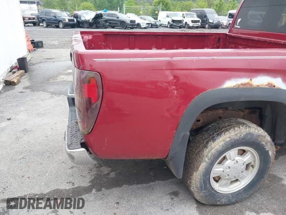 ✅ 2005 Chevrolet Colorado Z85 • VIN: 1GCDT198158171629 • Lot: 42323700. Listed on IAAI with 140,192 mi. Free auction sales archive from the USA and detailed vehicle history report at DreamBid. Image 6.