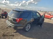 ✅ 2018 Ford Explorer Limited • VIN: 1FM5K7F86JGC81344 • Lot: 93297005. Wystawiony na Copart z przebiegiem 116 628 mil. Bezpłatny archiwum sprzedaży aukcyjnych z USA i szczegółowy raport historii pojazdu na DreamBid. Zdjęcie 3.