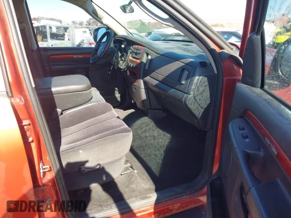 ✅ 2005 Dodge 1500 SLT • VIN: 1D7HA18D85J652952 • Лот: 43555617. Опубликован ранее на IAAI с пробегом 185 837 миль. Бесплатный доступ к архиву аукционных продаж из США и подробный отчёт об истории автомобиля на DreamBid. Изображение 5.