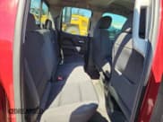 ✅ 2016 Chevrolet Silverado 1500 LT • VIN: 1GCVKREC5GZ398397 • Lot: 81781135. Wystawiony na Copart z przebiegiem 218 344 mil. Bezpłatny archiwum sprzedaży aukcyjnych z USA i szczegółowy raport historii pojazdu na DreamBid. Zdjęcie 10.