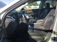 ✅ 2012 Cadillac SRX Luxury Collection • VIN: 3GYFNAE32CS565345 • Lot: 86148945. Wystawiony na Copart z przebiegiem 128 143 mil. Bezpłatny archiwum sprzedaży aukcyjnych z USA i szczegółowy raport historii pojazdu na DreamBid. Zdjęcie 7.