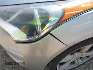 2014 Hyundai Veloster z VIN KMHTC6AD9EU192703, wystawiony jako IAAI lot #43275817 z przebiegiem 134 361 mil mil oraz . Historia ofert i sprzedaży dostępna na DreamBid. Obrazek 6.