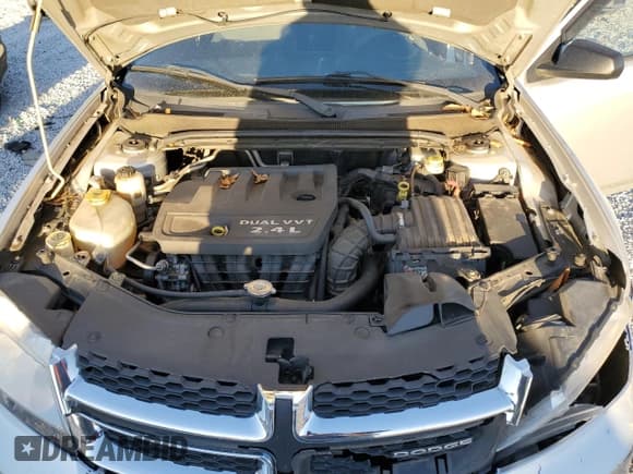 ✅ 2012 Dodge Avenger SE • VIN: 1C3CDZAB9CN102639 • Лот: 83687354. Опубликован ранее на Copart с пробегом 255 778 миль. Бесплатный доступ к архиву аукционных продаж из США и подробный отчёт об истории автомобиля на DreamBid. Изображение 11.