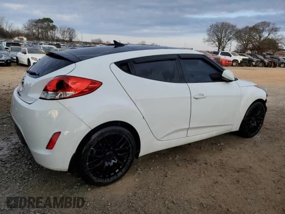 ✅ 2014 Hyundai Veloster RE:FLEX • VIN: KMHTC6AD0EU211963 • Lot: 87314974. Wystawiony na Copart z przebiegiem 140 143 mil. Bezpłatny archiwum sprzedaży aukcyjnych z USA i szczegółowy raport historii pojazdu na DreamBid. Zdjęcie 3.