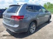 ✅ 2018 Volkswagen Atlas SE • VIN: 1V2CP2CA2JC593755 • Lot: 42381332. Listed on IAAI with 62,664 mi. Free auction sales archive from the USA and detailed vehicle history report at DreamBid. Image 4.