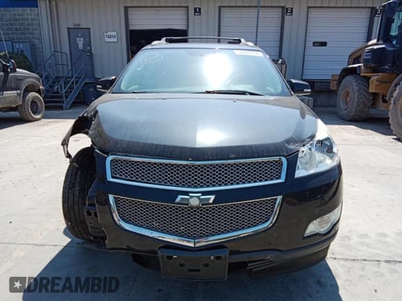 ✅ 2012 Chevrolet Traverse LTZ • VIN: 1GNKVLED4CJ421684 • Lot: 68423714. Wystawiony na Copart z przebiegiem 162 283 mil. Bezpłatny archiwum sprzedaży aukcyjnych z USA i szczegółowy raport historii pojazdu na DreamBid. Zdjęcie 5.