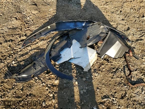 ✅ 2023 Toyota Prius LE • VIN: JTDACAAU7P3006132 • Lot: 39059704. Listed on Copart with 15,376 mi. Free auction sales archive from the USA and detailed vehicle history report at DreamBid. Image 12.