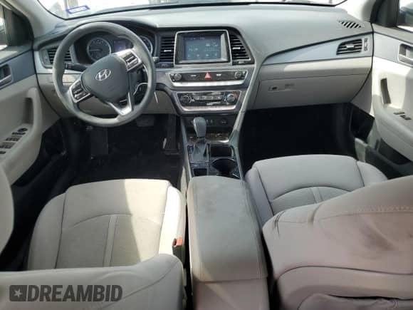 2018 Hyundai Sonata SE with VIN 5NPE24AF5JH665913, listed as a Copart auction lot 86987755 with 70,897 mi miles and Salvage title. Bid and sale history available at DreamBid. Image 8.