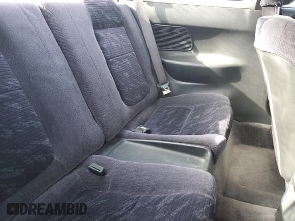 ✅ 1996 Acura Integra GS-R • VIN: JH4DC2380TS000769 • Lot: 85084574. Wystawiony na Copart z przebiegiem 102 393 mil. Bezpłatny archiwum sprzedaży aukcyjnych z USA i szczegółowy raport historii pojazdu na DreamBid. Zdjęcie 10.