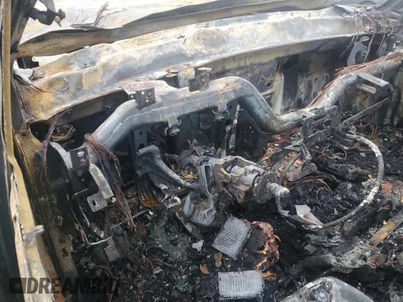 ✅ 2019 Chevrolet Silverado 2500HD LTZ • VIN: 1GC1KTEYXKF200477 • Лот: 93405675. Опубликован ранее на Copart с пробегом Не указан. Бесплатный доступ к архиву аукционных продаж из США и подробный отчёт об истории автомобиля на DreamBid. Изображение 9.