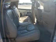 ✅ 2005 Chevrolet Suburban LT • VIN: 1GNEC16Z25J188893 • Лот: 76915044. Опубликован ранее на Copart с пробегом 340 273 миль. Бесплатный доступ к архиву аукционных продаж из США и подробный отчёт об истории автомобиля на DreamBid. Изображение 11.