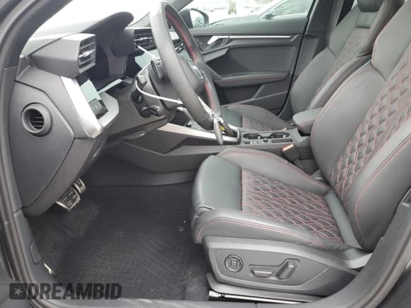 ✅ 2023 Audi S3 Prestige • VIN: WAUJ3DGY5PA099401 • Лот: 43055445. Опубликован ранее на Copart с пробегом 16 731 миль. Бесплатный доступ к архиву аукционных продаж из США и подробный отчёт об истории автомобиля на DreamBid. Изображение 7.