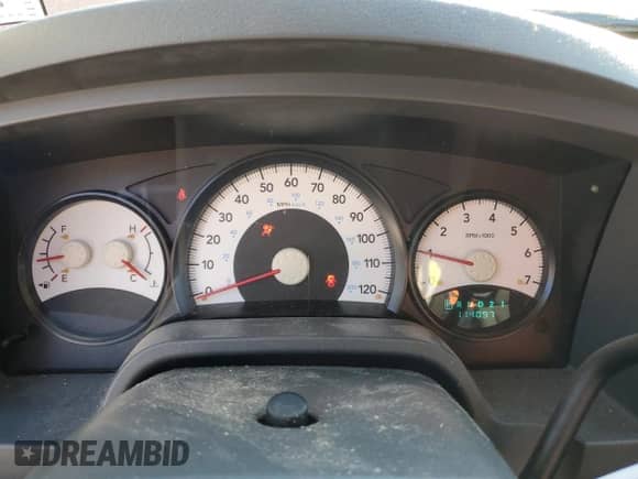 2006 Dodge Dakota ST z VIN 1D7HE28K56S533471, wystawiony jako Copart lot #83462934 z przebiegiem 114 097 mil mil oraz Szkoda całkowita • Salvage title. Historia ofert i sprzedaży dostępna na DreamBid. Obrazek 9.