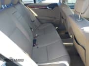 ✅ 2011 Mercedes-Benz C 300 Sport • VIN: WDDGF5EB8BR183575 • Lot: 43280036. Wystawiony na IAAI z przebiegiem 130 284 mil. Bezpłatny archiwum sprzedaży aukcyjnych z USA i szczegółowy raport historii pojazdu na DreamBid. Zdjęcie 8.