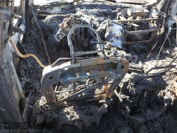 2019 Ram 1500 Limited z VIN 1C6SRFPT2KN829974, wystawiony jako Copart lot #53185135 z przebiegiem Nie podano mil oraz Nie do naprawy • Non repairable. Historia ofert i sprzedaży dostępna na DreamBid. Obrazek 8.