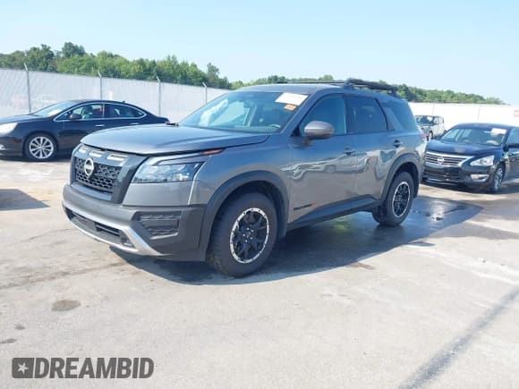 ✅ 2025 Nissan Pathfinder Rock Creek • VIN: 5N1DR3BD5SC233507 • Lot: 42978786. Listed on IAAI with 5,272 mi. Free auction sales archive from the USA and detailed vehicle history report at DreamBid. Image 2.