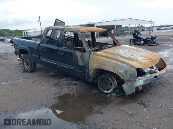 ✅ 2006 Chevrolet Silverado 2500HD LT3 • VIN: 1GCHK23D76F243379 • Лот: 42607702. Опубликован ранее на IAAI с пробегом Не указан. Бесплатный доступ к архиву аукционных продаж из США и подробный отчёт об истории автомобиля на DreamBid. Изображение 1.