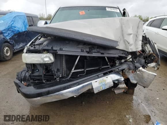 ✅ 1999 Chevrolet Silverado 1500 LS • VIN: 2GCEC19TXX1130074 • Lot: 47924044. Wystawiony na Copart z przebiegiem 293 994 mil mil. Skorzystaj z bezpłatnego archiwum sprzedaży aukcyjnych z USA i zobacz szczegółowy raport historii pojazdu na DreamBid. Zdjęcie 5.