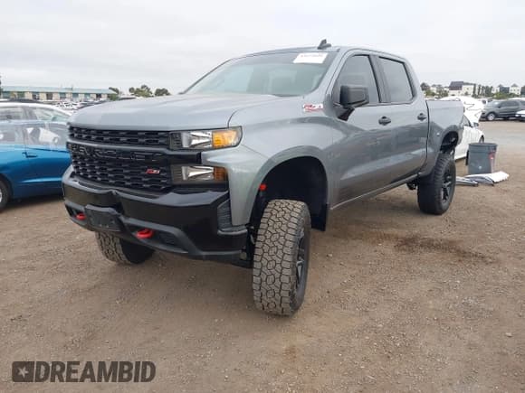 ✅ 2019 Chevrolet Silverado 1500 Custom Trail Boss • VIN: 1GCPYCEH8KZ381795 • Lot: 43172616. Wystawiony na IAAI z przebiegiem 39 639 mil. Bezpłatny archiwum sprzedaży aukcyjnych z USA i szczegółowy raport historii pojazdu na DreamBid. Zdjęcie 18.