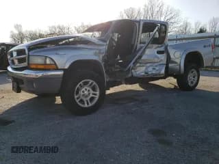 ✅ 2004 Dodge Dakota SLT • VIN: 1D7HG48K94S719243 • Lot: 52696075. Wystawiony na Copart z przebiegiem 172 343 mil. Bezpłatny archiwum sprzedaży aukcyjnych z USA i szczegółowy raport historii pojazdu na DreamBid. Zdjęcie 1.