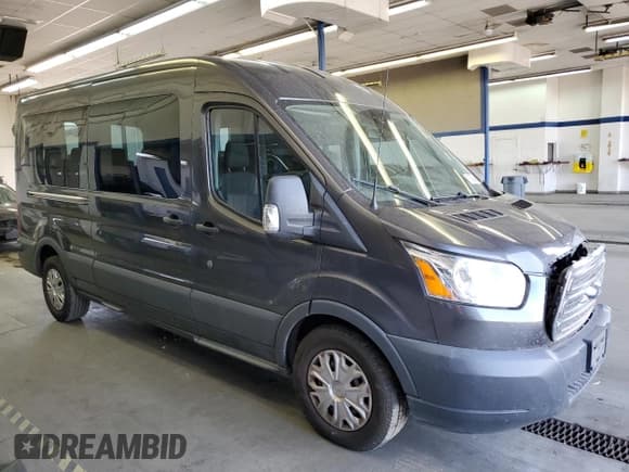 ✅ 2017 Ford Transit Passenger XL • VIN: 1FBAX2CG1HKB53933 • Lot: 71835964. Wystawiony na Copart z przebiegiem 118 240 mil. Bezpłatny archiwum sprzedaży aukcyjnych z USA i szczegółowy raport historii pojazdu na DreamBid. Zdjęcie 4.