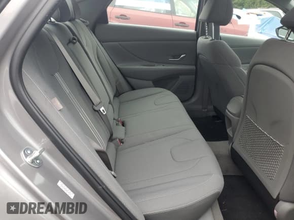 ✅ 2024 Hyundai Elantra SEL • VIN: KMHLS4DG5RU716741 • Lot: 71660725. Listed on Copart with 4,203 mi. Free auction sales archive from the USA and detailed vehicle history report at DreamBid. Image 10.