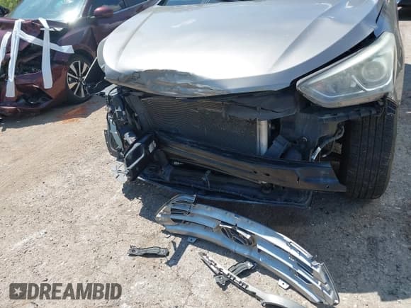 ✅ 2018 Hyundai Santa Fe 2.4L • VIN: 5NMZTDLB4JH107766 • Лот: 43043034. Опубликован ранее на IAAI с пробегом 93 208 миль. Бесплатный доступ к архиву аукционных продаж из США и подробный отчёт об истории автомобиля на DreamBid. Изображение 6.