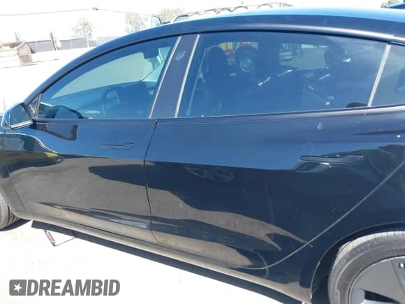 ✅ 2021 Tesla Model 3 Long Range • VIN: 5YJ3E1EB2MF065583 • Lot: 42067399. Wystawiony na IAAI z przebiegiem 52 333 mil. Bezpłatny archiwum sprzedaży aukcyjnych z USA i szczegółowy raport historii pojazdu na DreamBid. Zdjęcie 15.