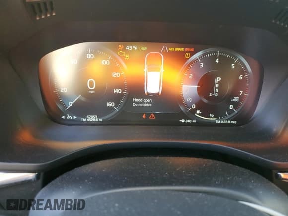 ✅ 2018 Volvo XC60 Momentum • VIN: LYV102RK0JB068923 • Lot: 90018685. Wystawiony na Copart z przebiegiem 67 853 mil. Bezpłatny archiwum sprzedaży aukcyjnych z USA i szczegółowy raport historii pojazdu na DreamBid. Zdjęcie 9.