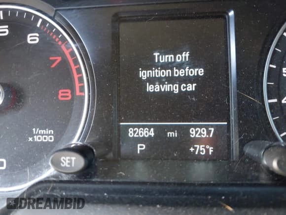 ✅ 2017 Audi Q5 Premium Plus • VIN: WA1M2AFP1HA084738 • Lot: 43142293. Wystawiony na IAAI z przebiegiem 82 664 mil. Bezpłatny archiwum sprzedaży aukcyjnych z USA i szczegółowy raport historii pojazdu na DreamBid. Zdjęcie 15.