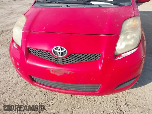 ✅ 2010 Toyota Yaris • VIN: JTDJT4K36A5289903 • Lot: 42939635. Wystawiony na IAAI z przebiegiem 104 595 mil. Bezpłatny archiwum sprzedaży aukcyjnych z USA i szczegółowy raport historii pojazdu na DreamBid. Zdjęcie 6.