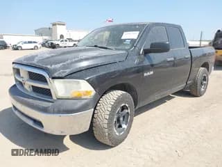 ✅ 2010 Dodge 1500 ST • VIN: 1D7RB1GK3AS248270 • Lot: 41867765. Wystawiony na IAAI z przebiegiem 133 542 mil. Bezpłatny archiwum sprzedaży aukcyjnych z USA i szczegółowy raport historii pojazdu na DreamBid. Zdjęcie 2.