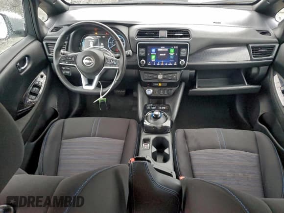 ✅ 2025 Nissan LEAF SV Plus • VIN: 1N4CZ1CV9SC557707 • Лот: 94395435. Опубликован ранее на Copart с пробегом 5 944 миль. Бесплатный доступ к архиву аукционных продаж из США и подробный отчёт об истории автомобиля на DreamBid. Изображение 8.