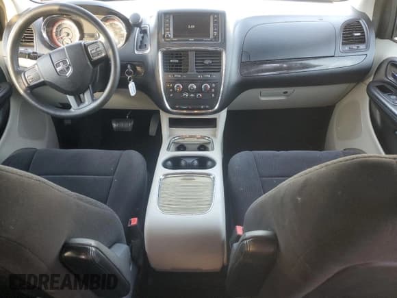 ✅ 2014 Dodge Grand Caravan SXT • VIN: 2C4RDGCG8ER197221 • Lot: 82274355. Wystawiony na Copart z przebiegiem 161 245 mil. Bezpłatny archiwum sprzedaży aukcyjnych z USA i szczegółowy raport historii pojazdu na DreamBid. Zdjęcie 8.