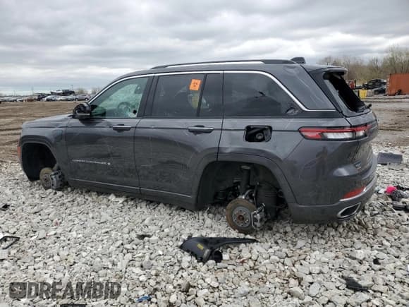 ✅ 2022 Jeep Grand Cherokee Overland • VIN: 1C4RJYD65N8716340 • Lot: 53912675. Listed on Copart with Not provided. Free auction sales archive from the USA and detailed vehicle history report at DreamBid. Image 2.