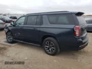 ✅ 2022 Chevrolet Suburban Z71 • VIN: 1GNSKDKD3NR196942 • Lot: 90234935. Wystawiony na Copart z przebiegiem 28 796 mil. Bezpłatny archiwum sprzedaży aukcyjnych z USA i szczegółowy raport historii pojazdu na DreamBid. Zdjęcie 2.